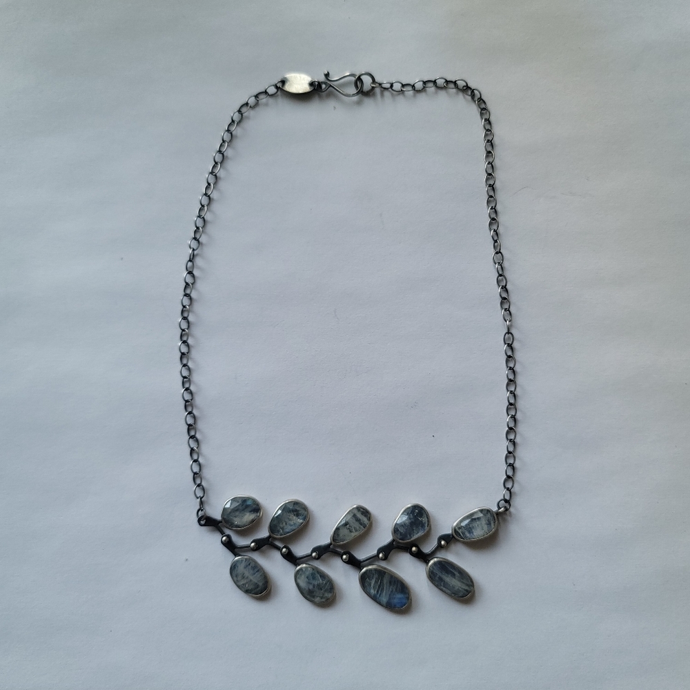 Clementine & Sage - Sterling Silver Moonstone Choker Necklace - 16"